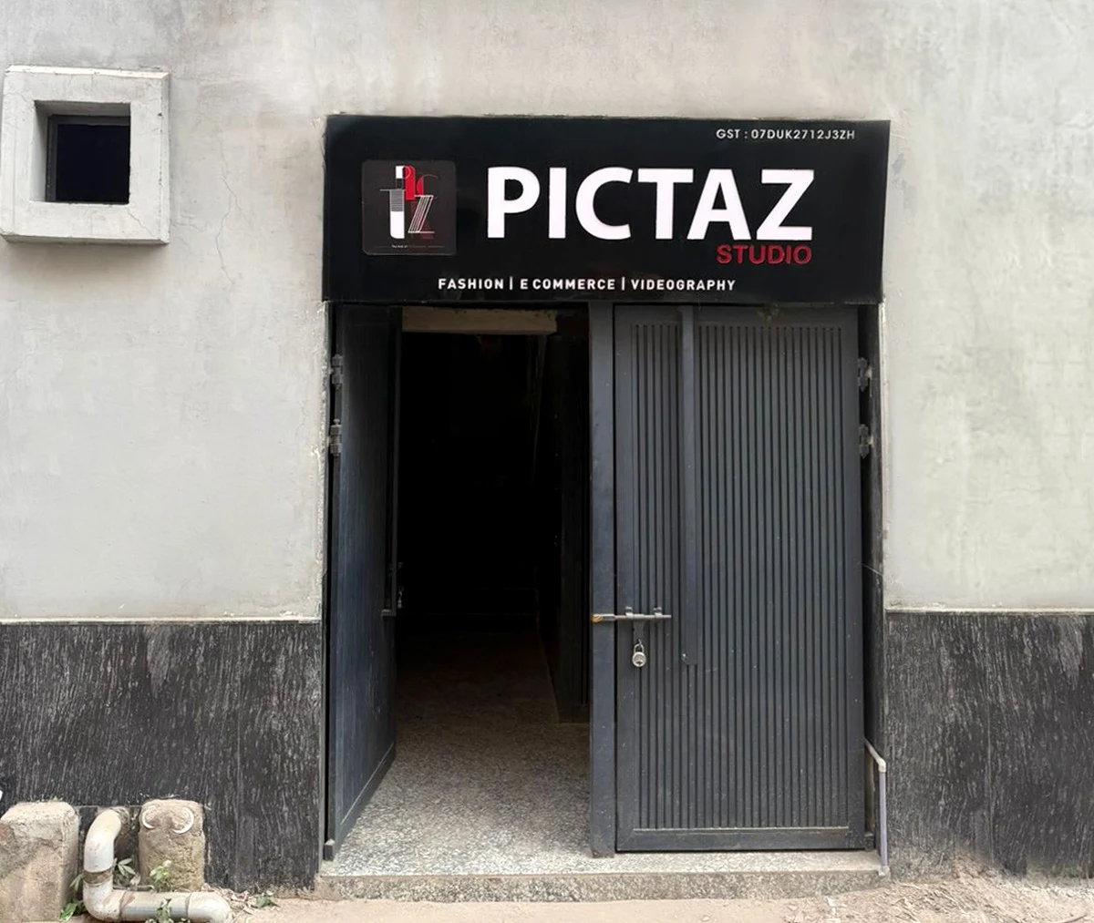 Pictaz Studio